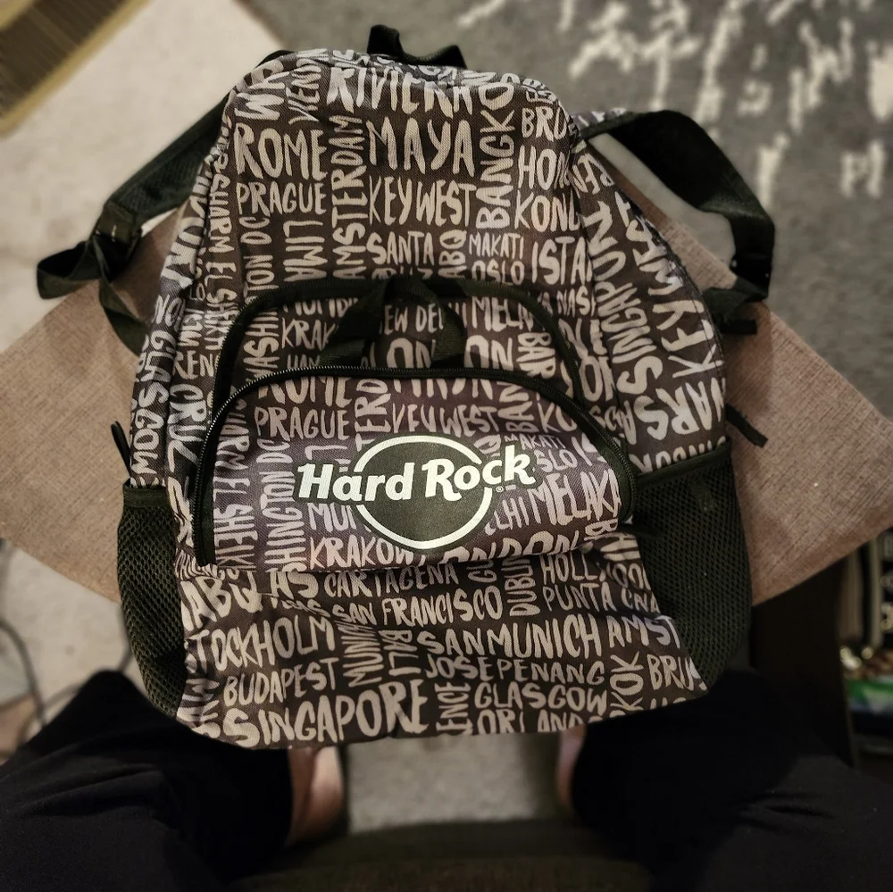 HARD ROCK BACKPACK - Picture 1 of 4